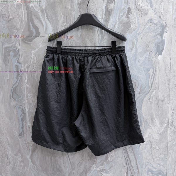 ���� �߷��þư� ĳ�־� �ݹ��� 22BL26893-1