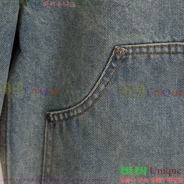 ���� ũ������ ���� �ݹ��� HE26512-3
