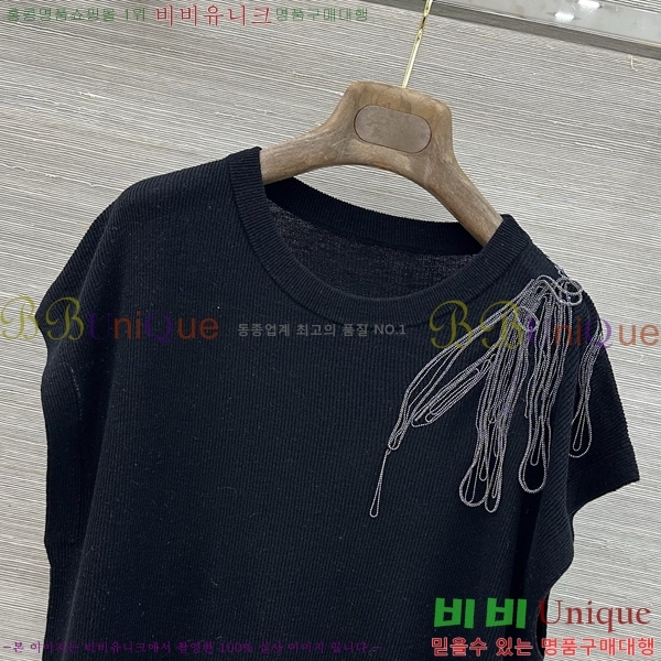 ���� ���ڷ� ��ġ�ڸ� ���� Ƽ���� BC3547478589-9