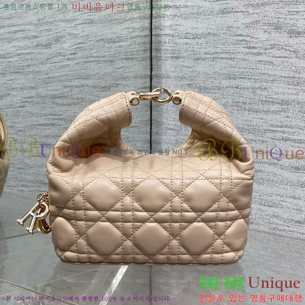 #��* ������ ȣ�� �� �̴� M2868-7