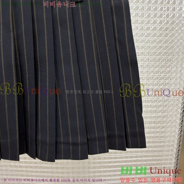 ���� �̿�̿� �̴Ͻ�ĿƮ 22LW26871-2