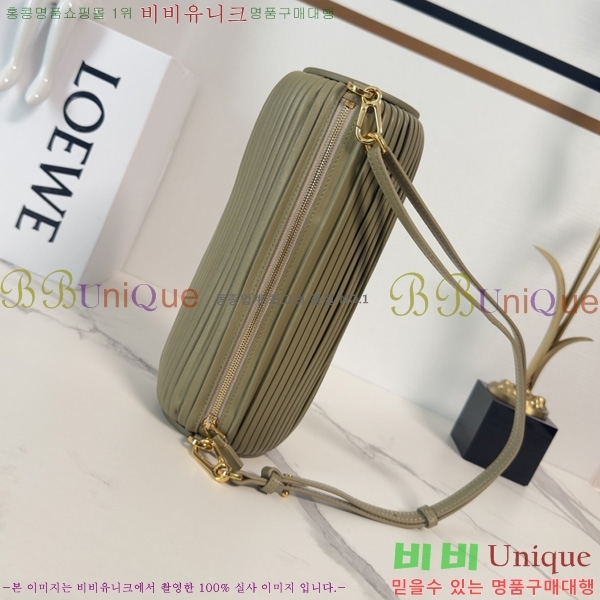#�ο��� pouch ����� 522129-103