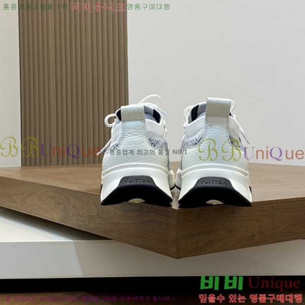 �ְ��� ���� ���̺��� ����Ŀ�� LV611755-2